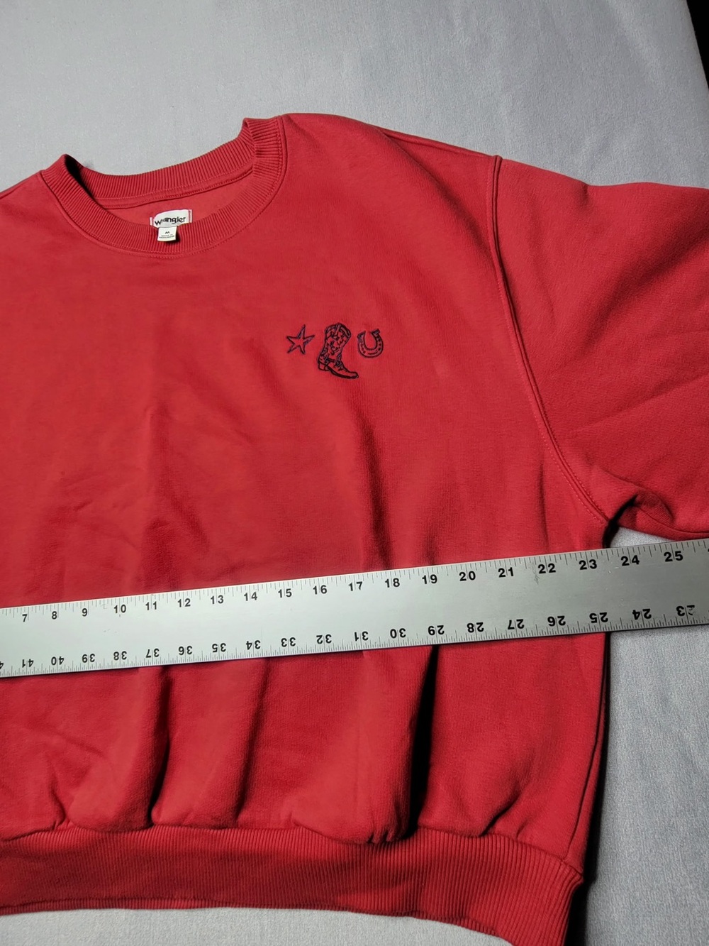 Wrangler Red Crewneck Sweatshirt with Western Embroidery - Picture 6 of 12